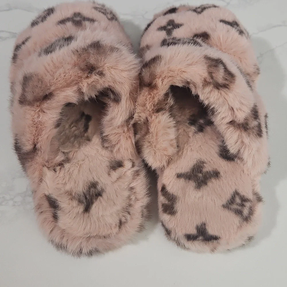 Fuzzy Pink And Brown Monogram Slippers Size 7 - Picture 5 of 6